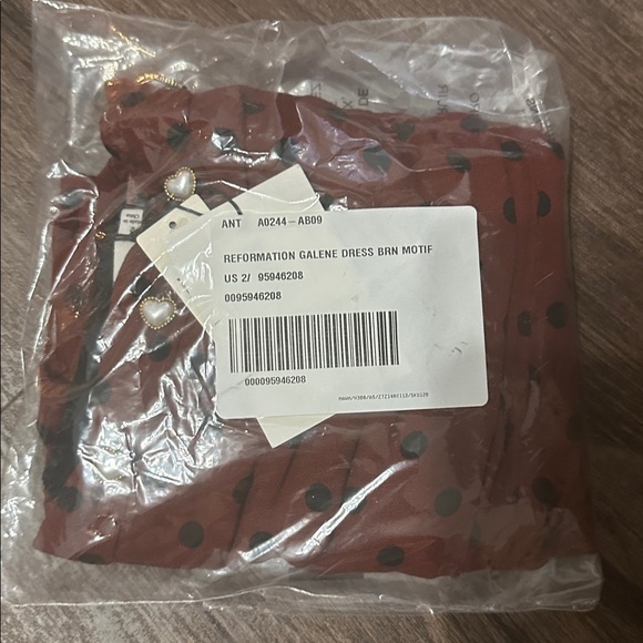 NWT! Reformation Galene Mini Dress - Fig Jam Polka Dot 🛼 - Picture 6 of 6